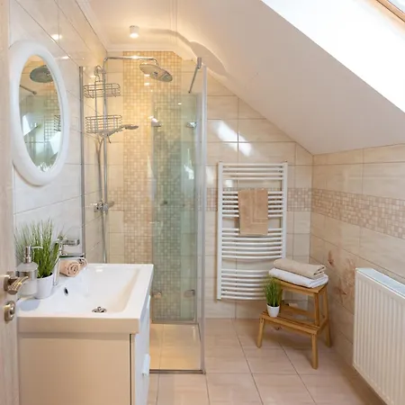 Balaton Fantasy Πανσιόν 4*