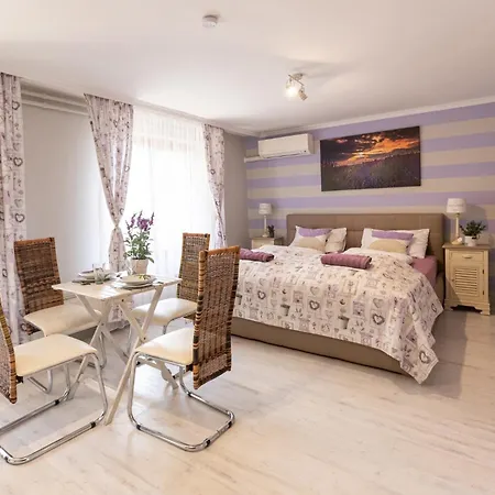 Balaton Fantasy Πανσιόν 4*