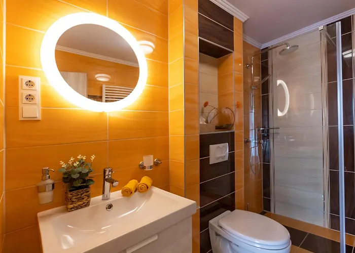 בית הארחה Balaton Fantasy באלאטונפורד